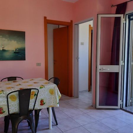 Casa Vacanze "La Caldosa" Badesi Zimmer foto