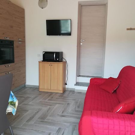 Casa Vacanze "La Caldosa" Badesi Exterior foto