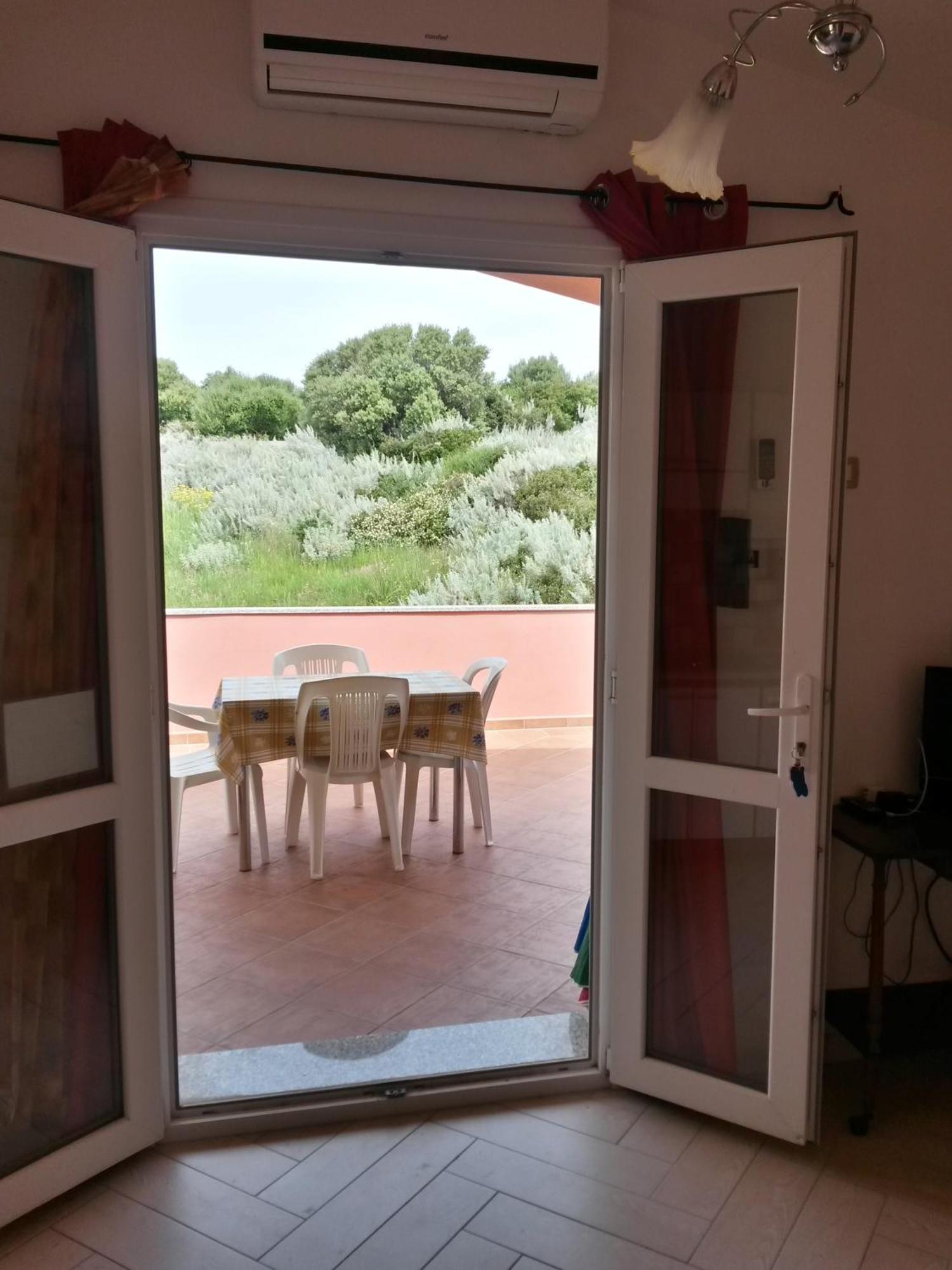 Casa Vacanze "La Caldosa" Badesi Exterior foto