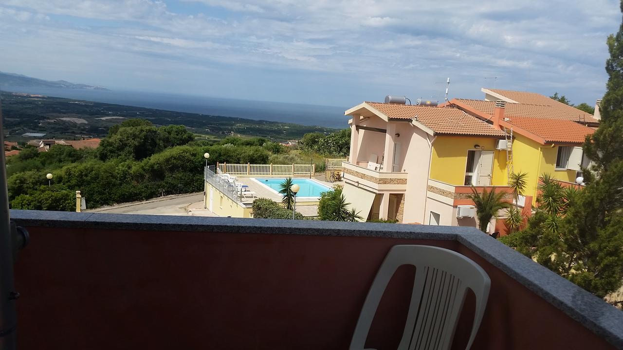 Casa Vacanze "La Caldosa" Badesi Exterior foto