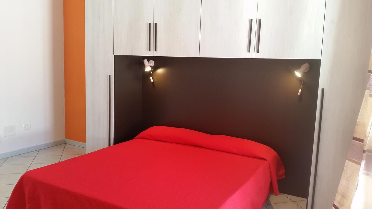 Casa Vacanze "La Caldosa" Badesi Exterior foto