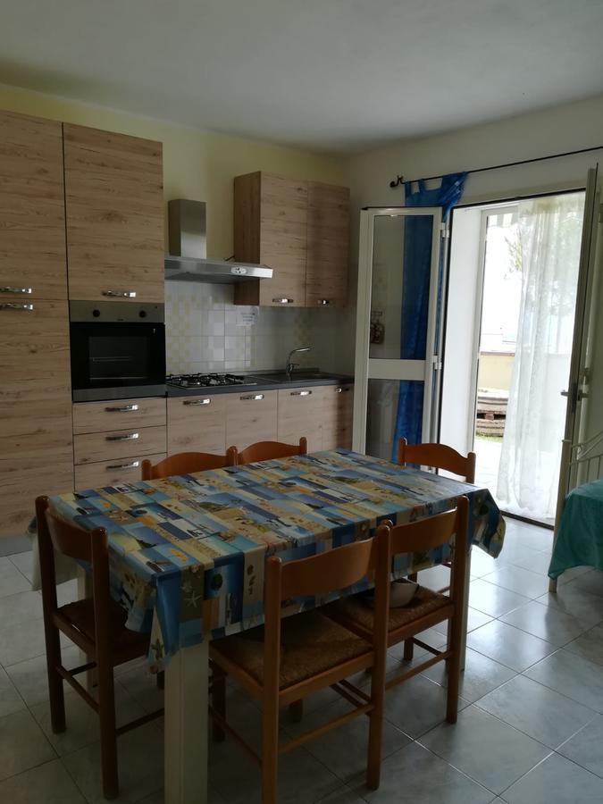 Casa Vacanze "La Caldosa" Badesi Exterior foto